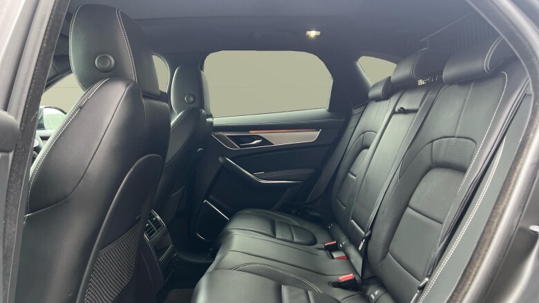 Jaguar F-Pace 2.0 P400e R-Dynamic SE Black 5dr Auto AWD Estate